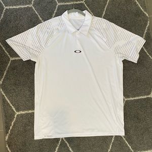Oakley Polo Size Large EUC